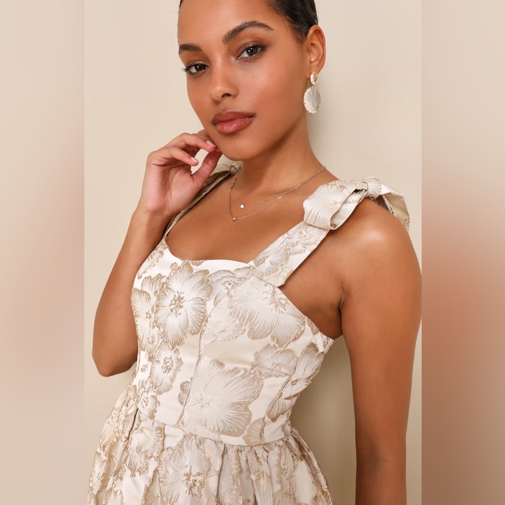 Lulu’s Unique Beauty Cream Floral Tie-Strap Midi Dress With Pockets - Picture 4 of 4